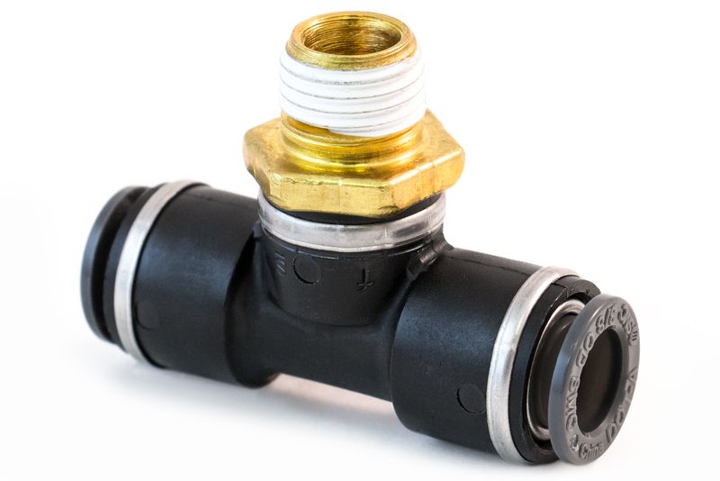 PLC Swivel Male Branch Tee 3/8" x 3/8" - 177.11726C | 