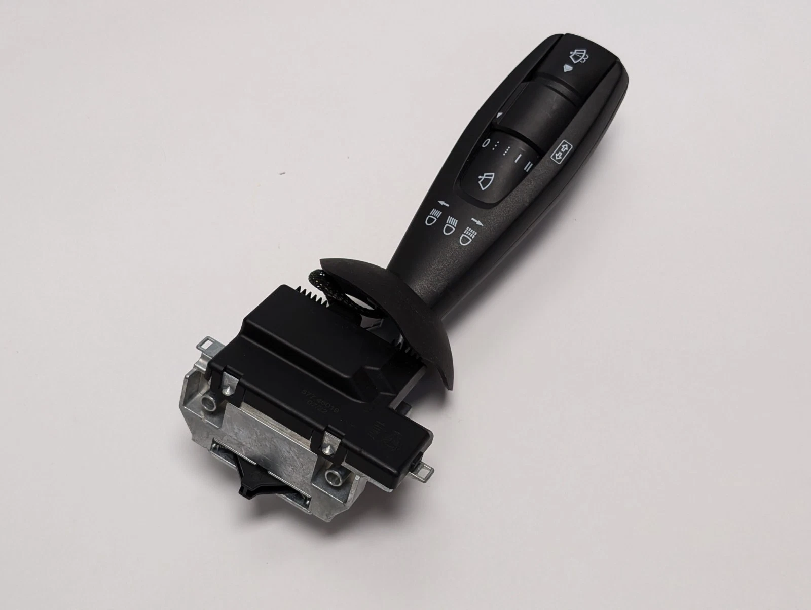 Switch Indicator / Multifunction High-Impact ABS Polymer - 577.46019 | AAA48546019